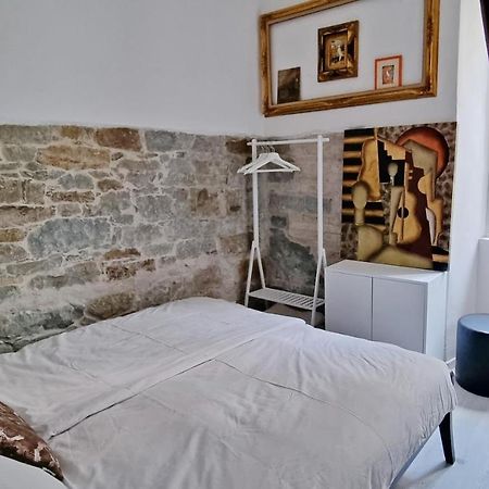 Casa Bianca - 2 Bedroom Design Apartment トリエステ エクステリア 写真